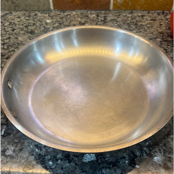 Cuisinarte
HICH IMPACT BONDED BASE
INDUCTION READY HICH IMPACT BONDED BASE - Picture 3 of 4